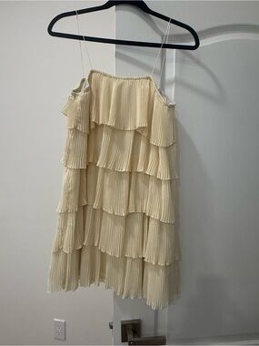 SHEIN Pleated Tiered Mini Skirt in Cream